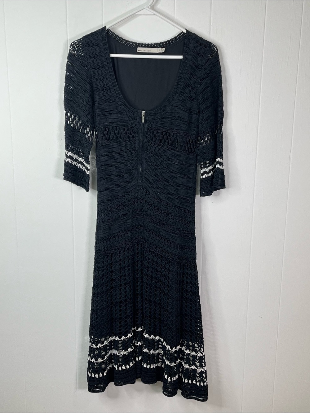 Karen Millen Karen Millen Dress Black White CrochetedSize 4 READ